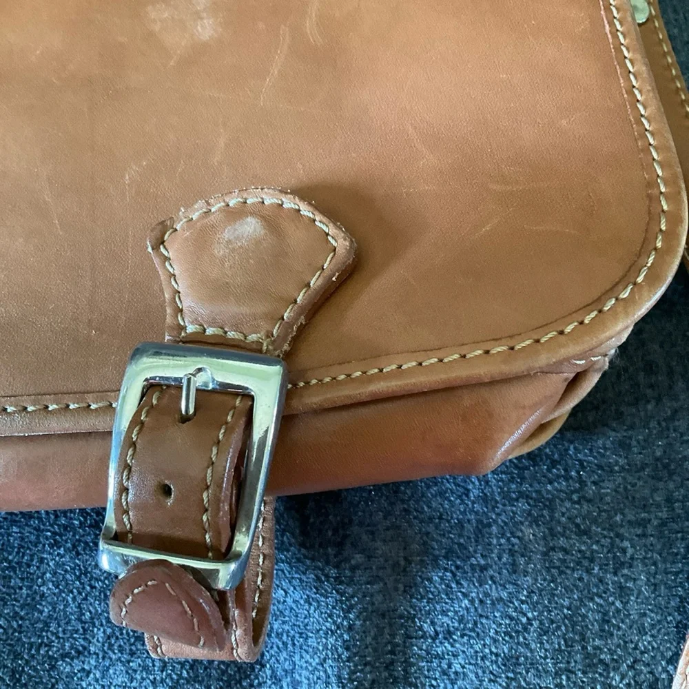 Pre-owned Vintage softside caramel leather made in Italy Briefcase 💼